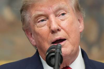 Trump varsler «økonomisk krigføring» mot Iran