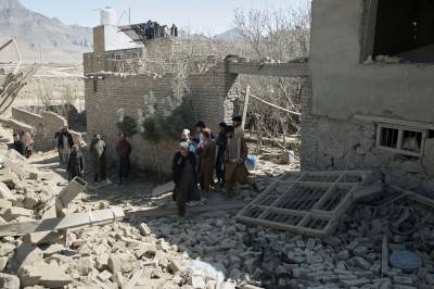 Afghanske myndigheter sier over 200 er drept i pakistansk angrep på klinikk i Kabul