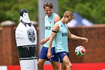 Ødegaard og Berge møter pressen