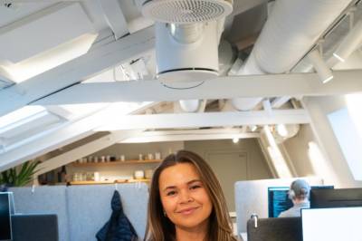 Tech-stjernen Ingrid (28) har kapret kjente investorer: – Vil ikke ha en åtte til fire-jobb