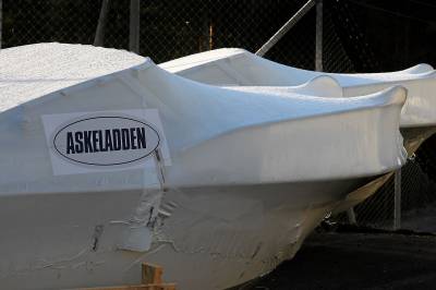 Slår seg selv konkurs