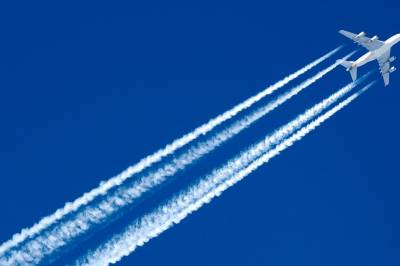 Bransjens klimaplaner kan doble oppvarmingen fra flytrafikken