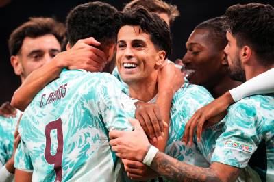 Portugal vant målfest etter Ronaldo-dramaet: – Vanvittige dager