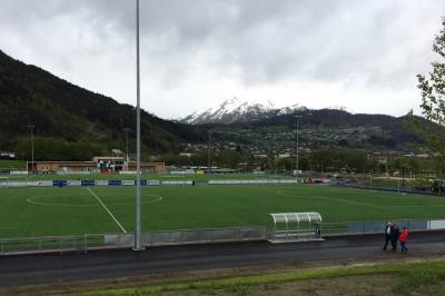 Rekordstor pengegåve til ny fotballhall i Førde