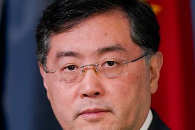 Sist en kinesisk utenriksminister besøkte Norge, forsvant han like etterpå. De siste årene har Xi fjernet flere hundre partitopper.