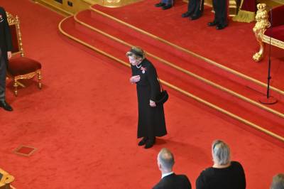 Dronning Sonja tok seg til hjertet