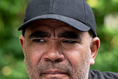 Johan Golden saksøker Facebook og lager TV av det