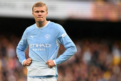 Haaland tilbake fra start for Manchester City