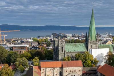 Grep inn: Maskerte supportere stoppet