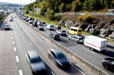 41 mennesker døde i trafikken i sommer: - Folk kjører generelt fortere