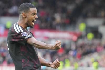 Skademareritt og viktig seier for Liverpool – Brentford fikk to mann utvist