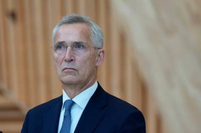 Raser over Oljefond-investeringer: – Stoltenberg leker med ilden