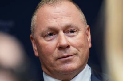 Advarer: - Ikke bare å selge