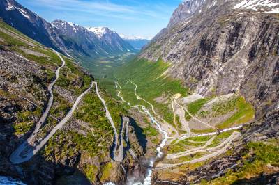 Rekordtidlig åpning av Trollstigen – første gang åpent i april