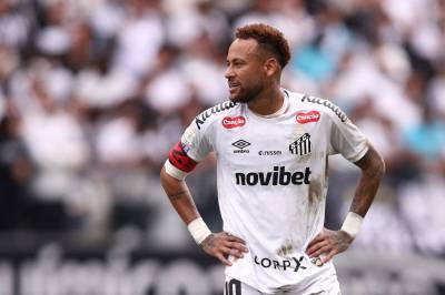 Neymar til privatklinikk – VM-drømmen i fare