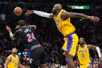 Basketkjempen LeBron tangerte enda en NBA-rekord