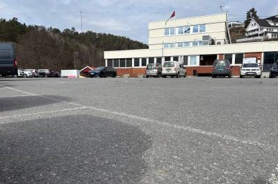 Vil bruke parkeringsplassen som salgssted