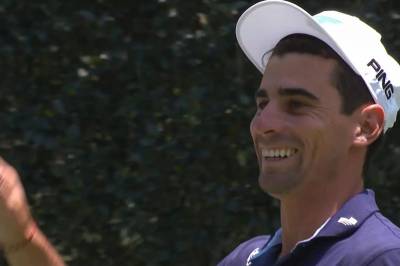 Overrasker med hole in one på første hull