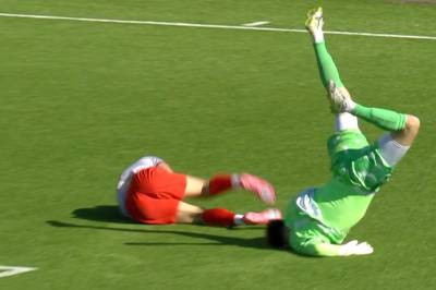SE: Voldsom keepertakling i OBOS-ligaen