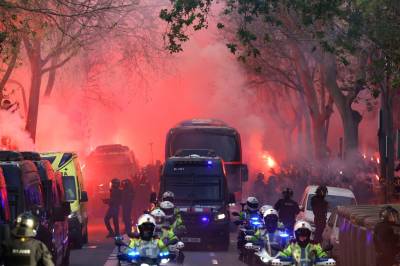 Atletico Madrid-bussen angrepet før Barcelona-møte