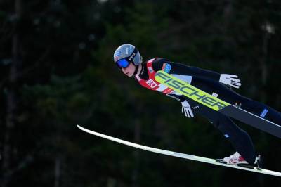 Lurås Oftebro på skuddhold etter historisk hopprenn