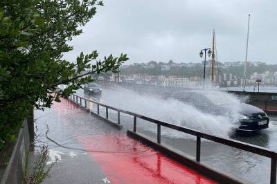 Styrtregn og full storm: – Det blir ganske heftig