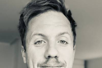 Underskudd, overskudd og Bluesen 4 Ever