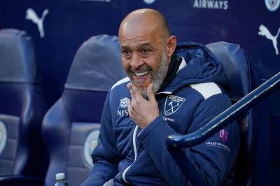 Santo fortsetter som West Ham-manager etter nedrykket fra Premier League