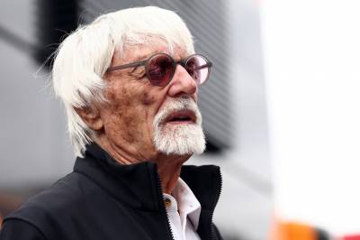 Den tidligere F1-sjefen Bernie Ecclestone ble stoppet på flyplassen i Portugal fordi han hadde med seg en hagle