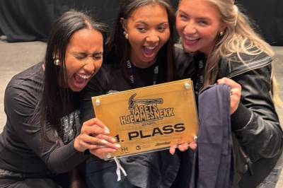 «Freeworld 2026»  konkurrerte i russemusikkonkurransen: – Det er et handikap