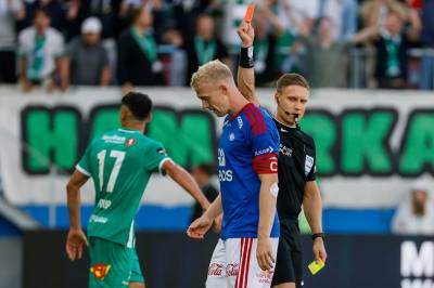 HamKams første borteseier – slo Vålerengas ti mann 3-0