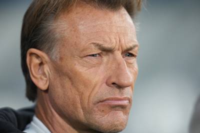 Totalt kaos: Ansatt midt under VM