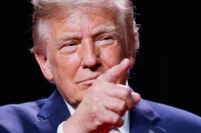 Krigene Trump sier han stoppet