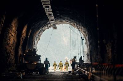 Nordic Mining vil lete frem Europas «hvite gull» – nå må staten avgjøre milliardgruvens skjebne