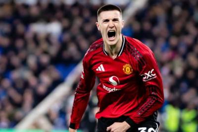 Carrick (og Berbatov) har reddet Sesko fra «Højlund-fellen»