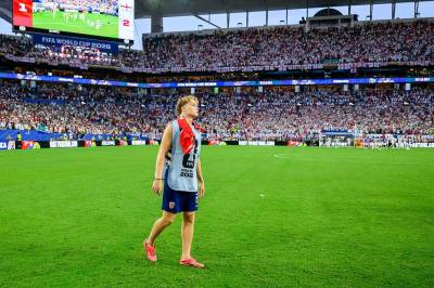 Selger gresset fra VM-finalen: – Kan koste deg 30.000 kroner
