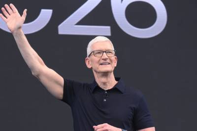 Tim Cook varsler uunngåelig prisøkning for Apple-produkter: – En hundreårsflom
