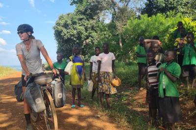 Campet i bakgården til fengselet