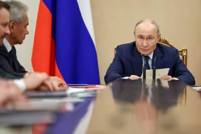 Putins veteraner tas inn i politikken