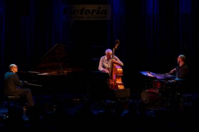 Bugge Wesseltoft, Arild Andersen, Gard Nilssen - Victoria Nasjonal Jazzscene, Oslo