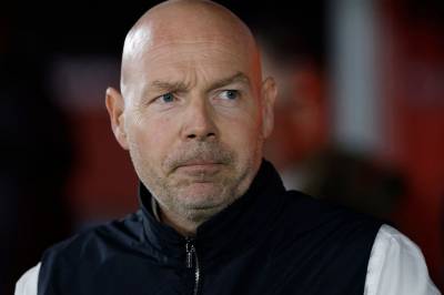 Vil kaste landslagssjefen etter fire kamper: – Ferdig mann