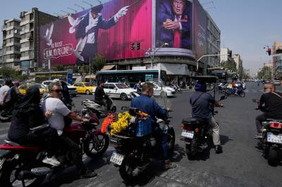 Iran ber om dialog – Trump varsler nye angrep