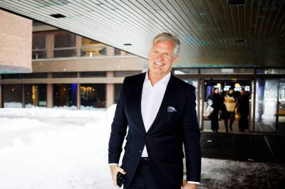 Trøim kjøper med begge hender i riggaksje