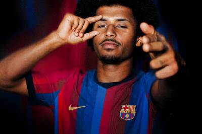 Barcelona kunngjør signeringen av Karim Adeyemi – gjenforening med Hansi Flick