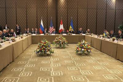 Fredsforhandlingene mellom Ukraina og Russland avsluttes i Genève uten gjennombrudd