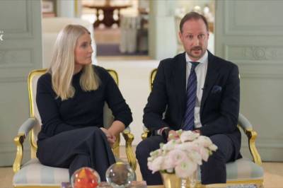 Reagerer på svar om Epstein-kontakt