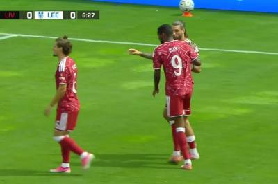 Luke Chambers med scoring for Liverpool