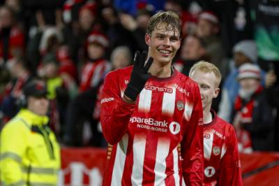 Finstuderes av PL-klubber