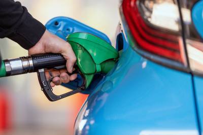 Sjefanalytiker: Slik kan nordmenn merke oljeprissjokket på lommeboka