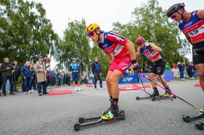 FIS vurderer Klæbo på rulleski i verdenscupen – ekspert løfter pekefingeren